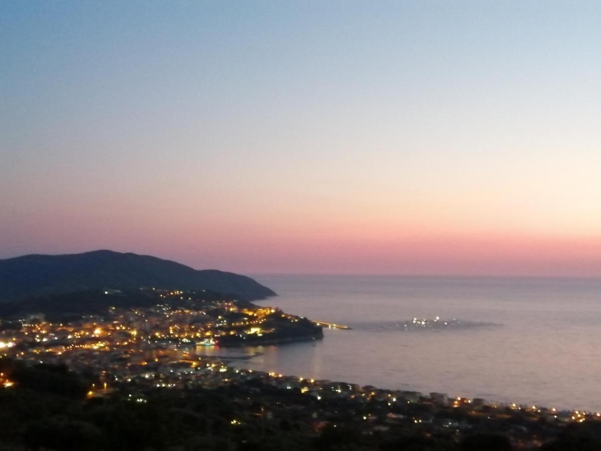 Una Terrazza Sul Mare Agropoli Exterior photo