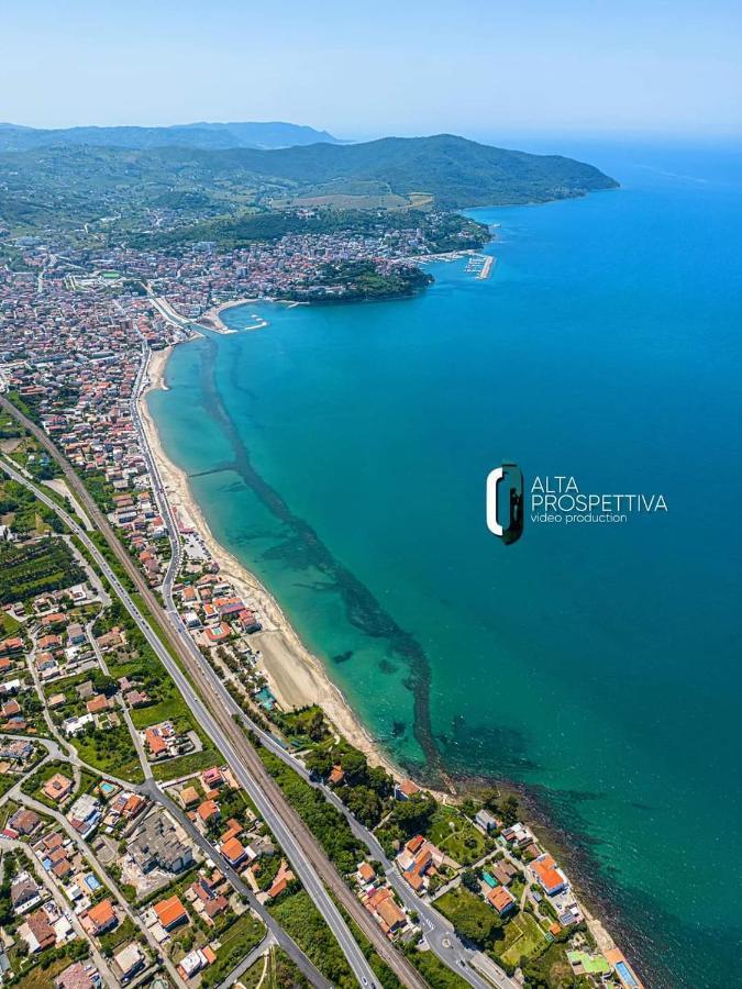 Una Terrazza Sul Mare Agropoli Exterior photo